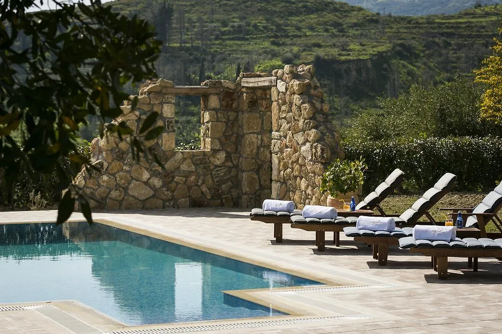 Villa Athinais Lixouri 0*,