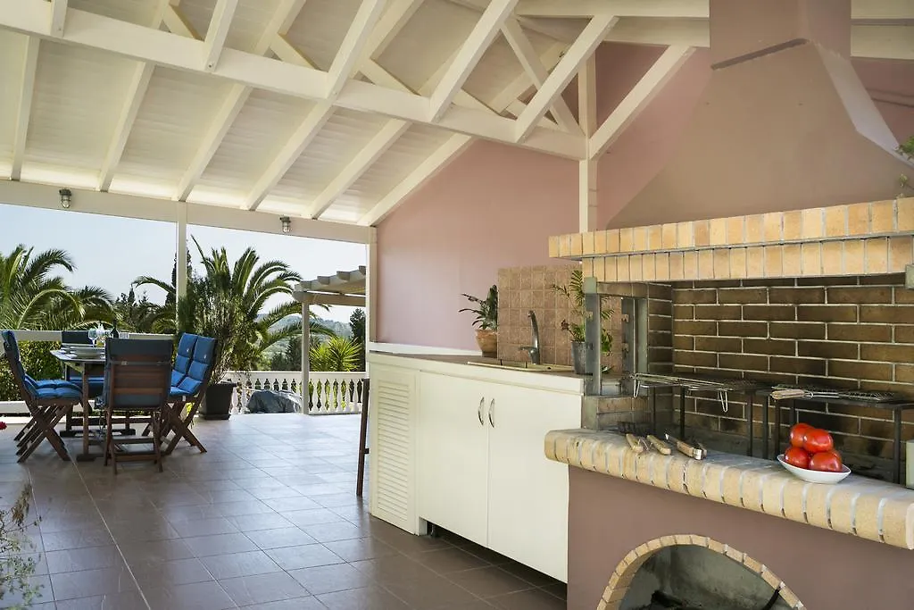 Villa Athinais Lixouri