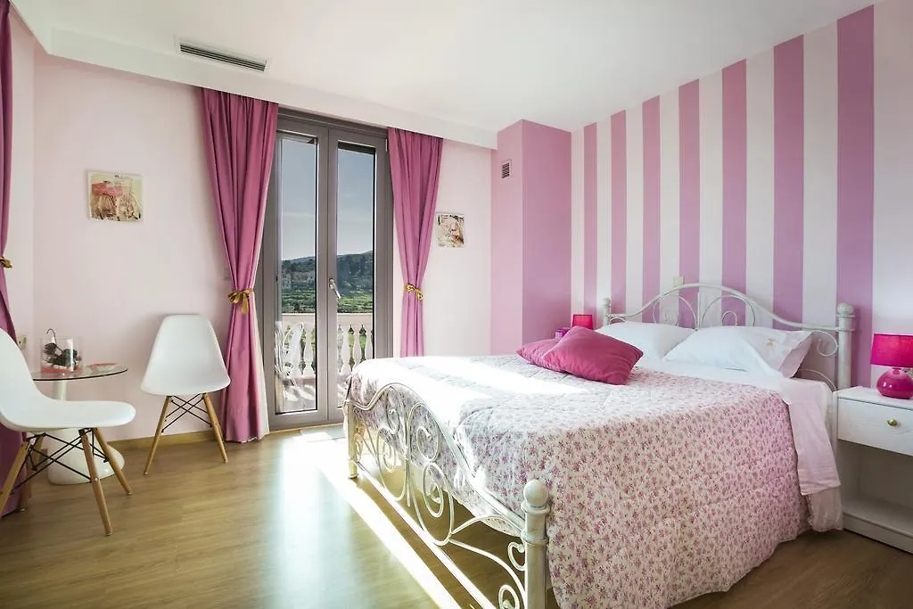 Villa Athinais Lixouri