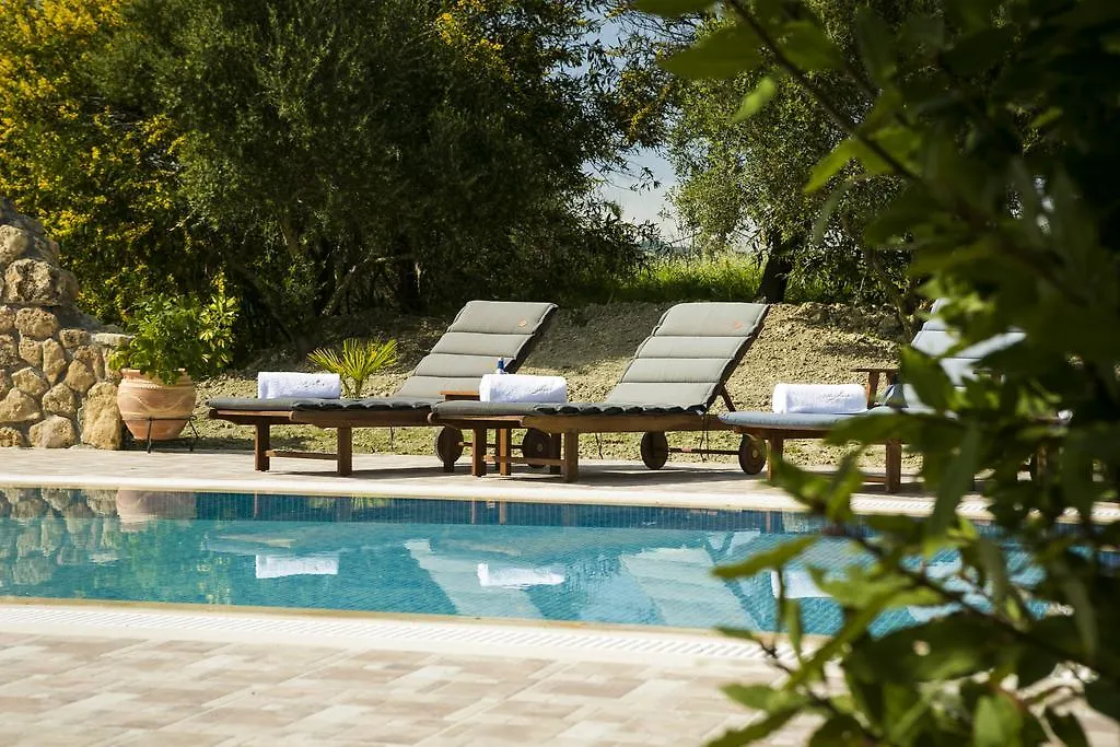 Villa Athinais Lixouri